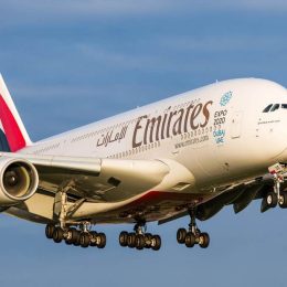 Plane emirates 2